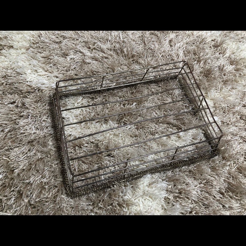 Silver Wire Organizer for Delicates or Cosmetics - Picture 5 of 5